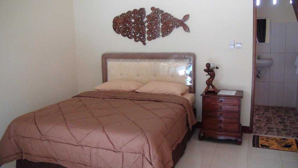 Villa Yukie Senggigi Montongbuwoh Kamer foto
