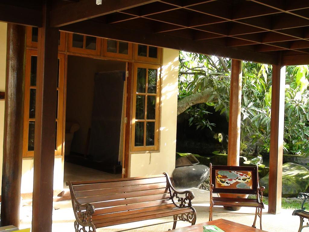 Villa Yukie Senggigi Montongbuwoh Kamer foto