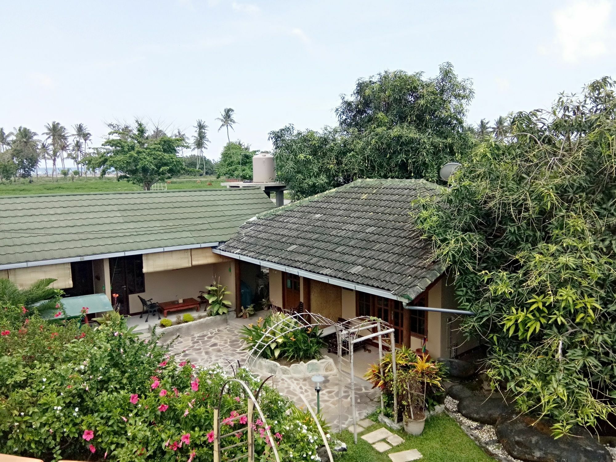 Villa Yukie Senggigi Montongbuwoh Buitenkant foto